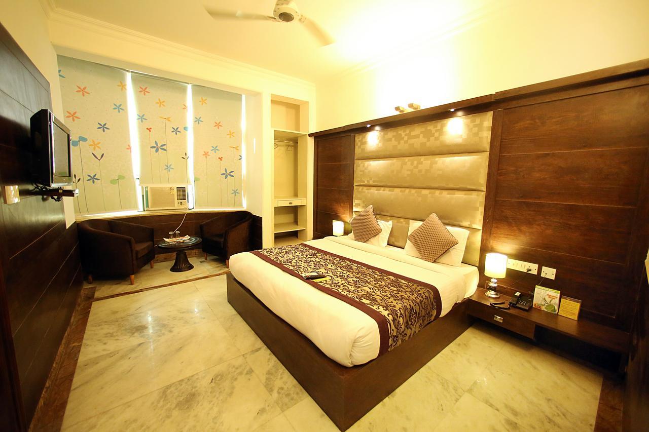Hotel Aero Star Near Delhi Airport Nova Deli Exterior foto